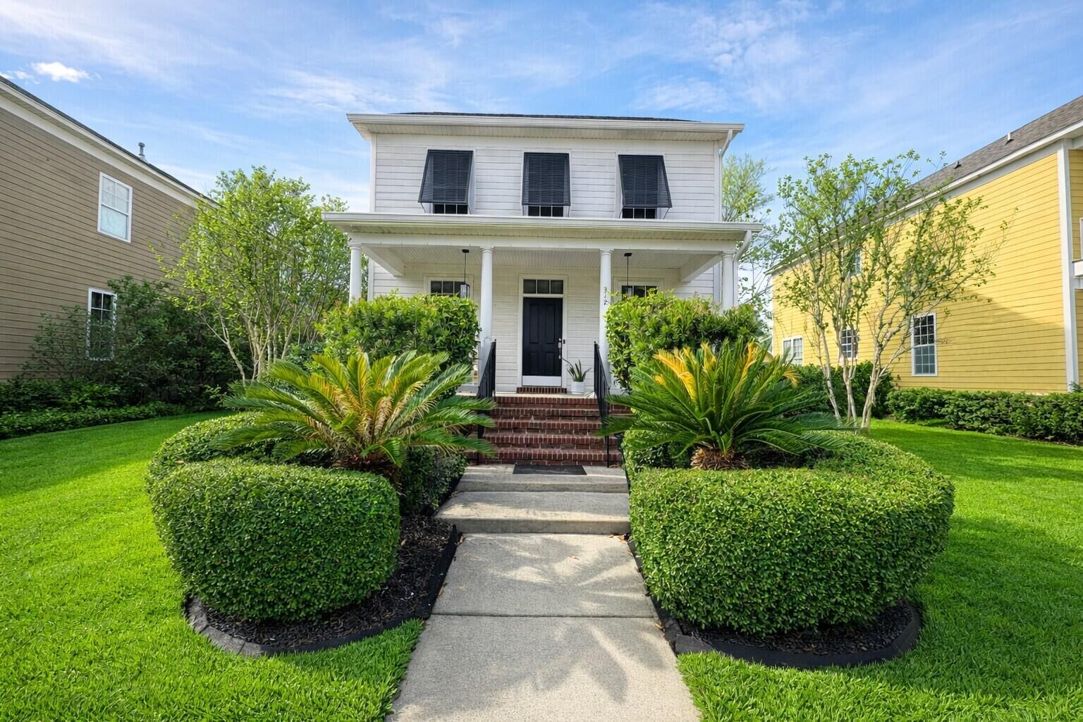 Property Photo:  312 Hydrangea Street  SC 29483 