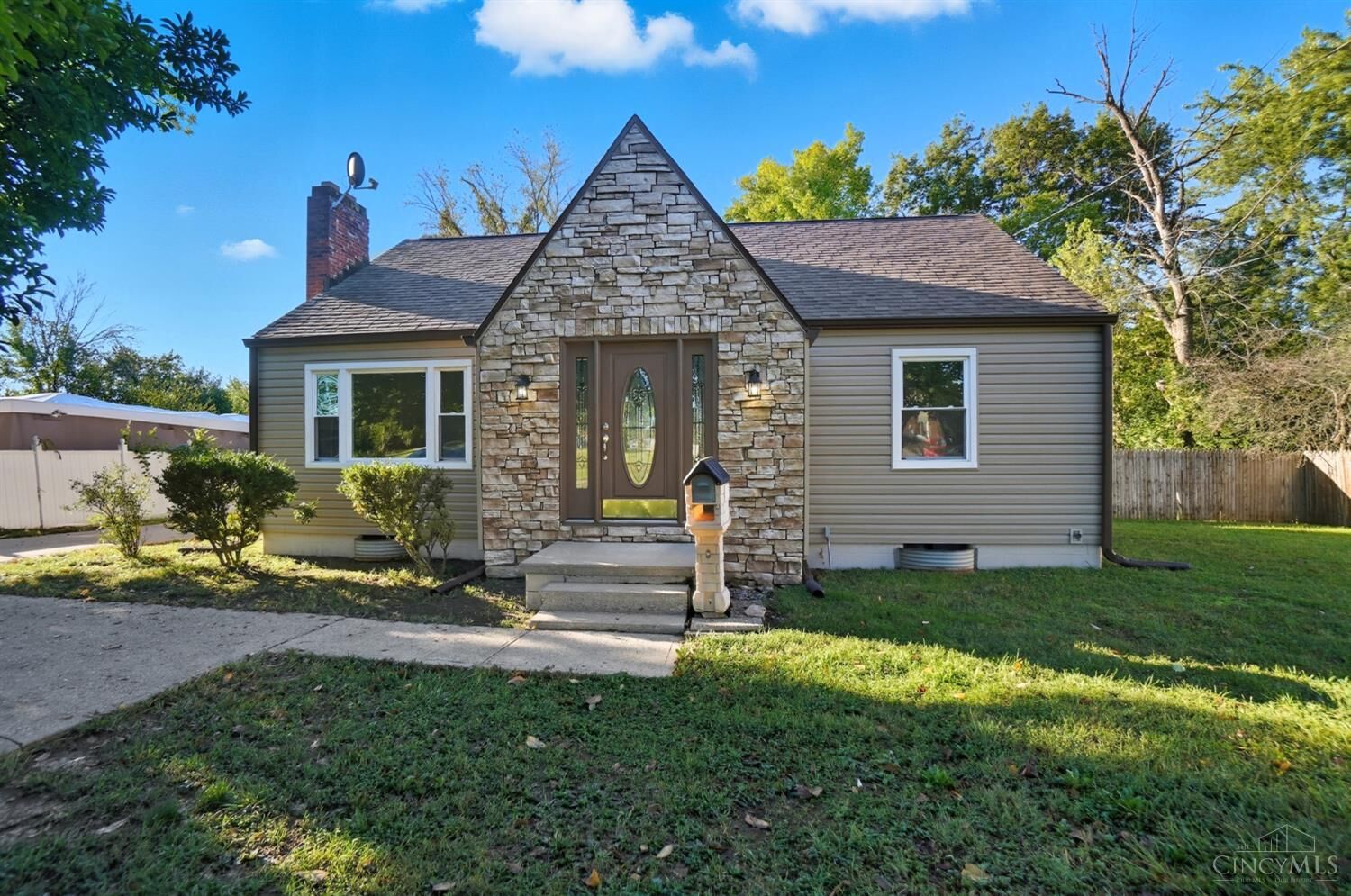 Property Photo: 4204 Roosevelt Boulevard OH 45044