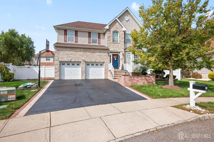 60 Eddington Lane  Monroe NJ 08831 photo