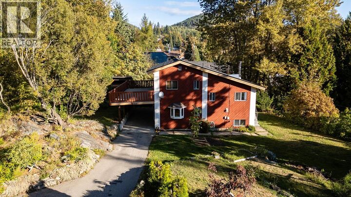 Property Photo:  1858 Princess Avenue  BC V0G 1Y0