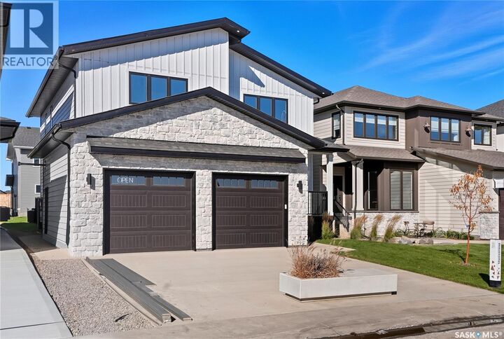 Property Photo: 318 Taube Green SK S7V 1M4