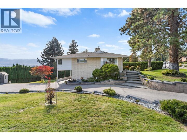 Property Photo:  3 Alameda Court  BC V1V 1C6 