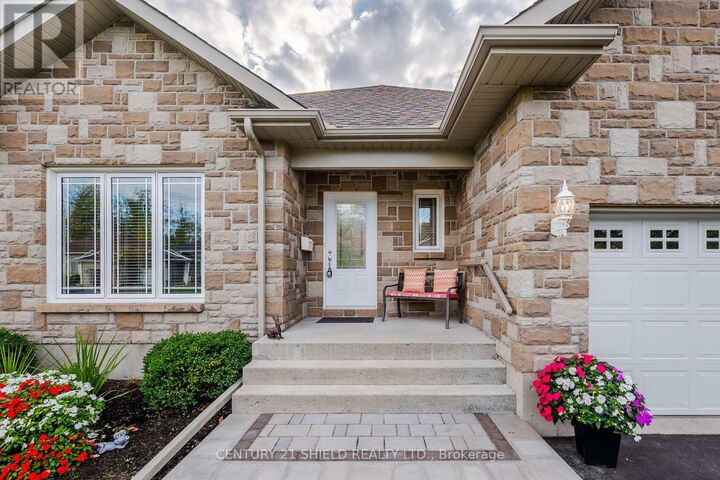 Photo de la propriété: 1341 Arba Court ON K6H 0A9