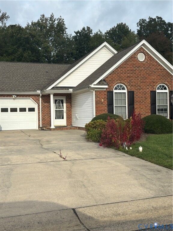 Property Photo: 1633 Tinsley Boulevard VA 23875