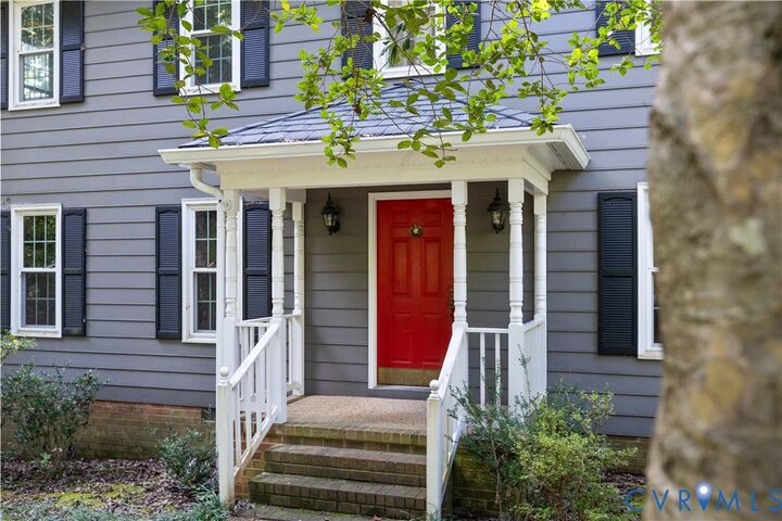 Property Photo: 8939 Cardiff Road VA 23236