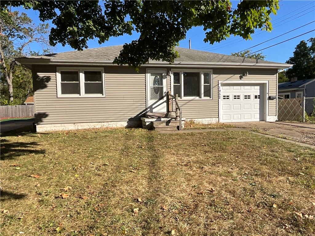Property Photo: 1952 Florida Court IL 62521