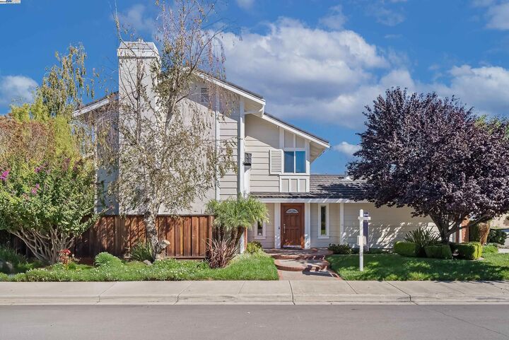 Property Photo: 6083 Corte Montanas CA 94566