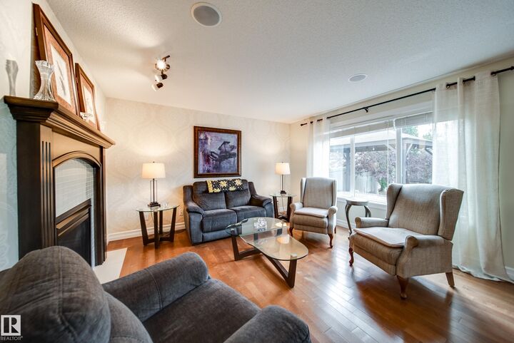 Property Photo: 722 Caine Boulevard SW AB T6W 0R4