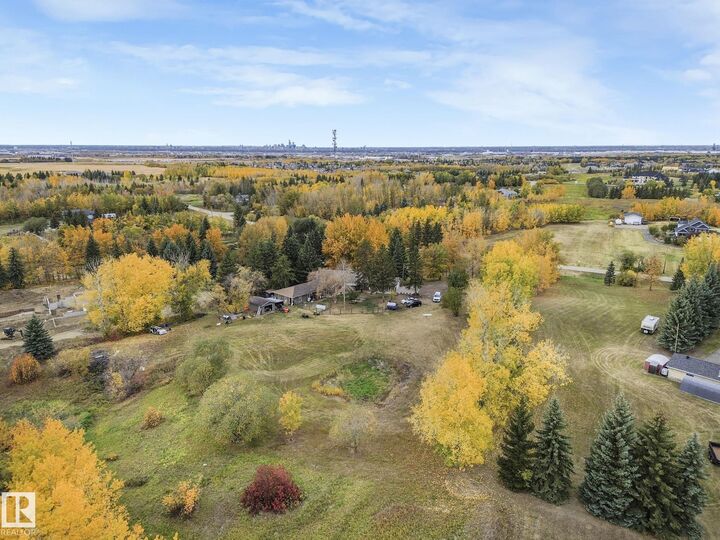 Property Photo: 52249 Range Road 233 37 AB T8B 1C7