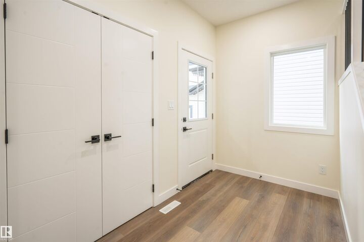 Property Photo: 5720 176 Avenue NW AB T5Y 0K8