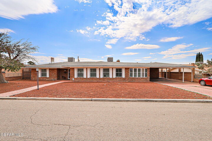 Property Photo:  4620 Frankfort Avenue  TX 79903 