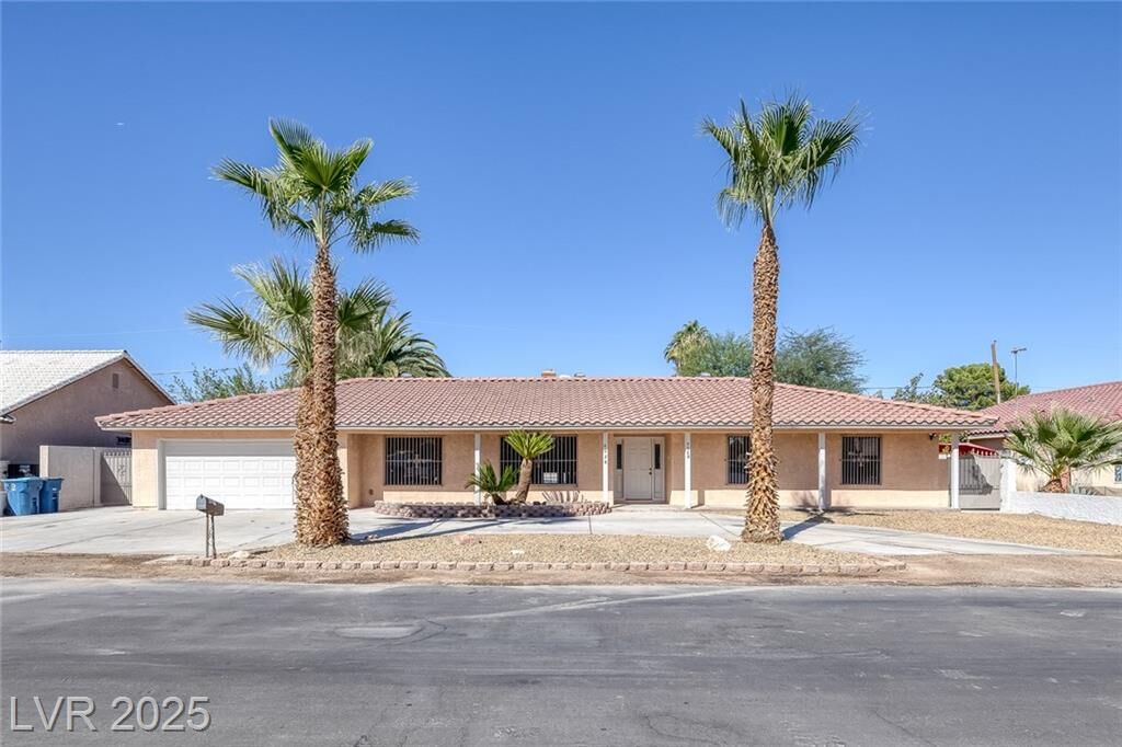 Property Photo: 4928 East Philadelphia Avenue NV 89104