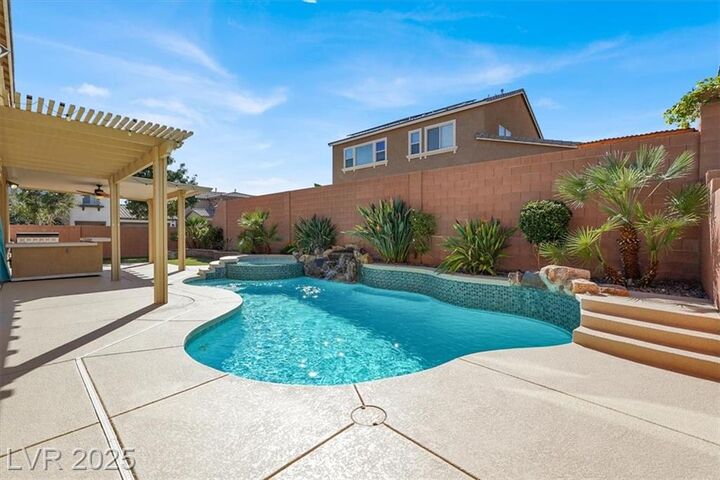 Property Photo: 6513 Towerstone Street NV 89084