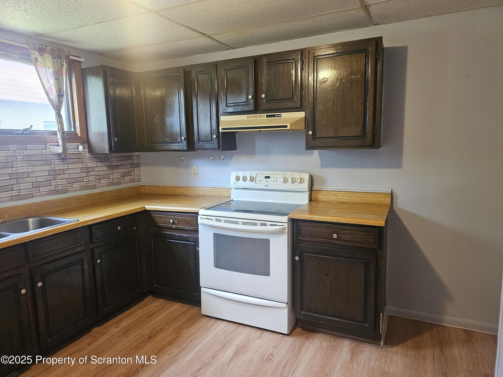 Property Photo:  510 Front Street 1E  PA 18505 