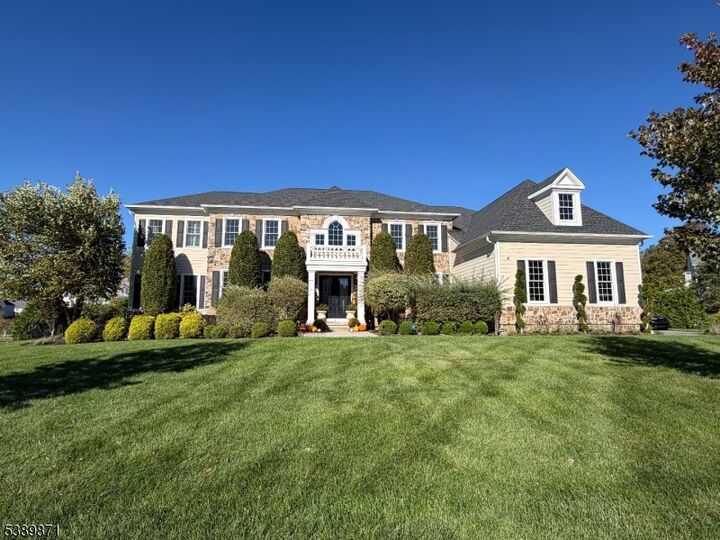 6 Northwood Dr  Franklin Lakes Boro NJ 07417 photo