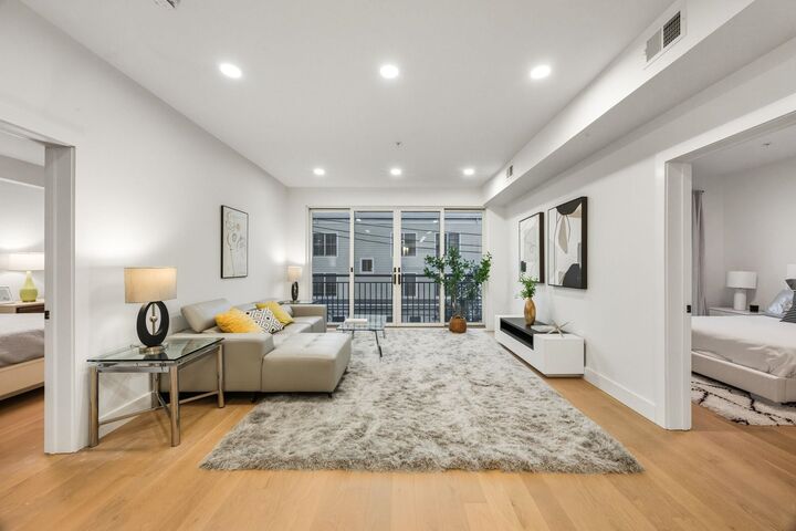 160 Brunswick St 401  Jc, Downtown NJ 07302 photo