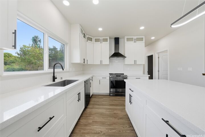 1379A Manu Aloha Street B  Kailua HI 96734 photo