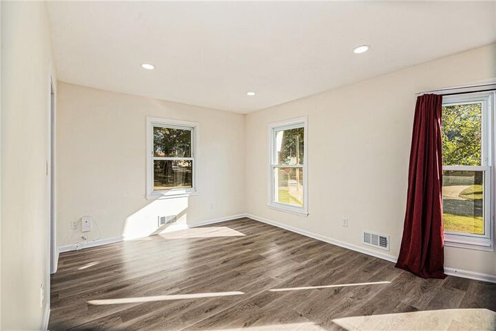 Property Photo:  7200 Sterling Avenue  MO 64133 