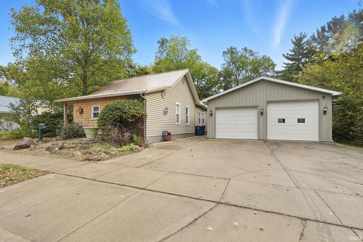 Property Photo: 309 S Maple Street IN 46962
