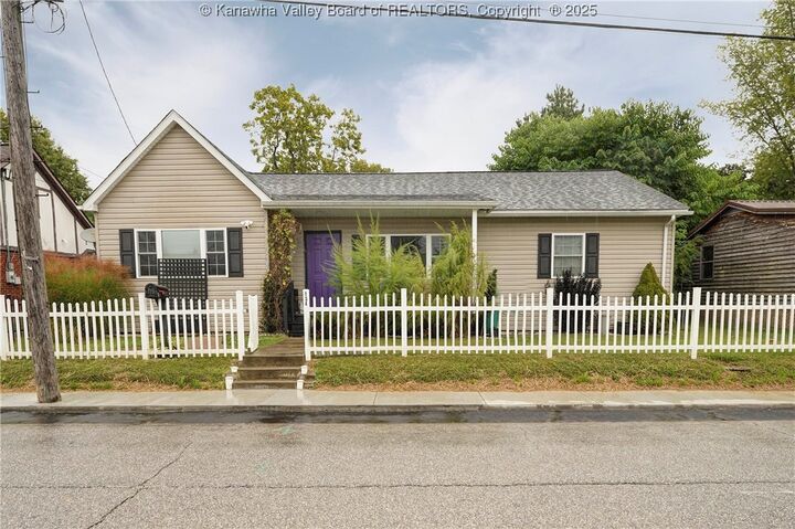 134 Taylor Street  Hurricane WV 25526 photo