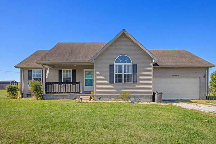 Property Photo:  87 Silverado Lane  KY 40033
