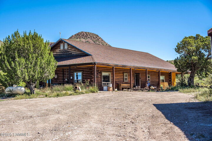 Property Photo:  5 Tulpia Trail  NM 88042 