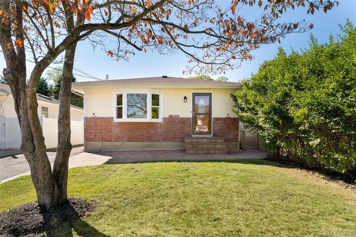 6 Merle Place  Deer Park NY 11729 photo