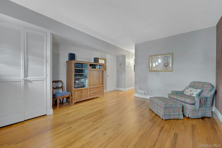 Property Photo:  48 Elissa Lane  NY 10710