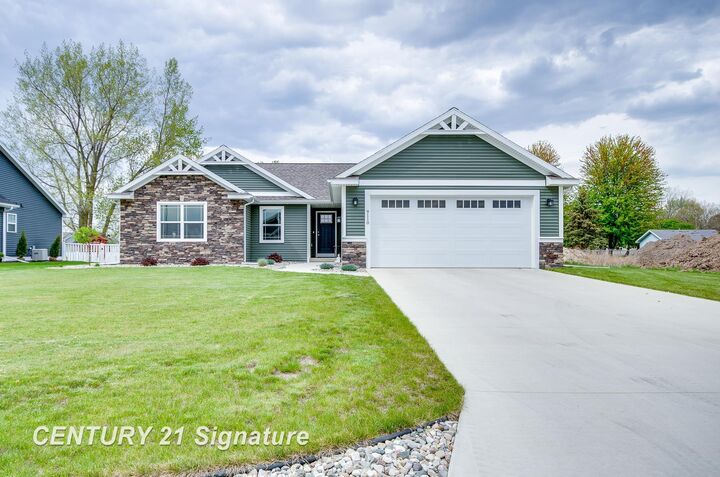 Property Photo: 9110 Brook Hollow Lane MI 48623