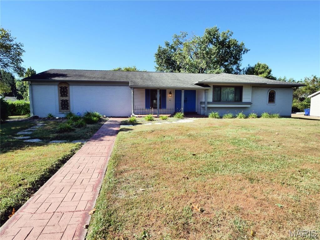 Property Photo: 644 Shadow Rock Drive MO 63031