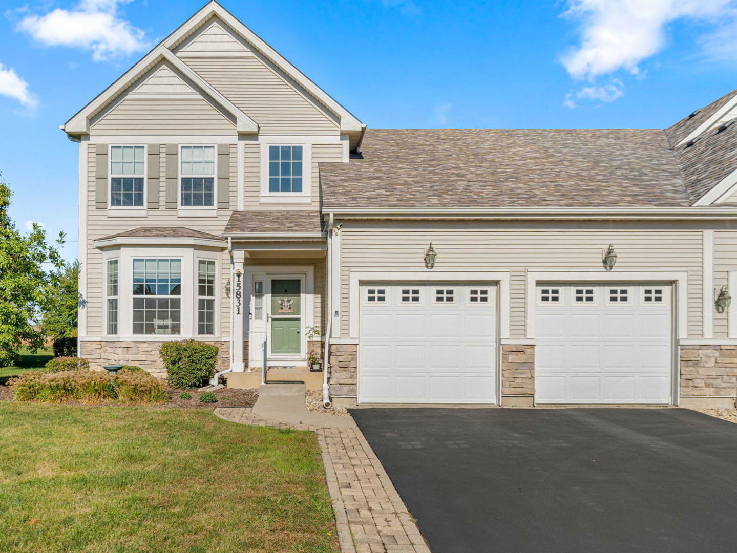 Property Photo:  15831 Cove Circle  IL 60544 