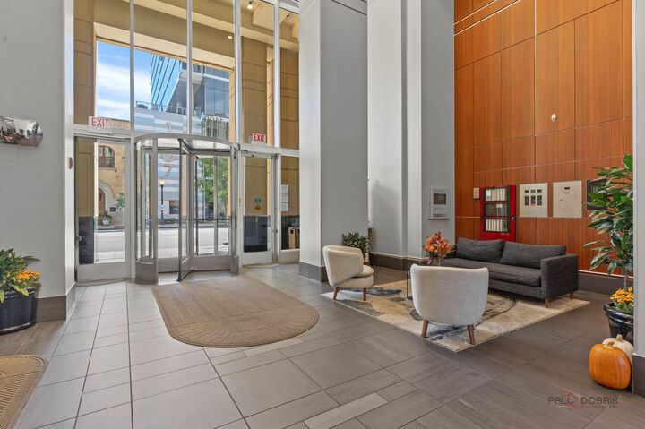 Property Photo: 1400 S Michigan Avenue 1404 IL 60605