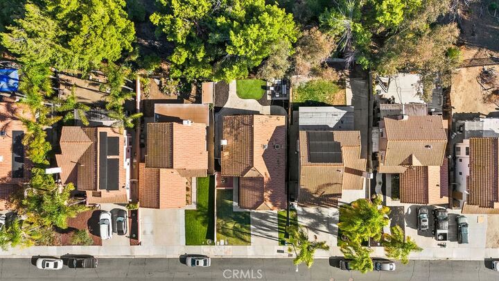 Property Photo: 39750 Knollridge Drive CA 92591