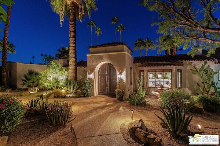429 Camino Sur  Palm Springs CA 92262 photo