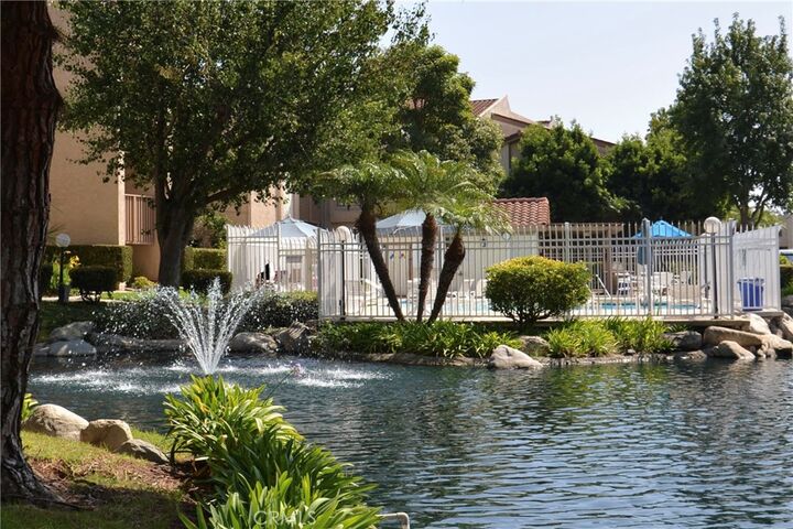 16551 Grunion Lane 304  Huntington Beach CA 92649 photo