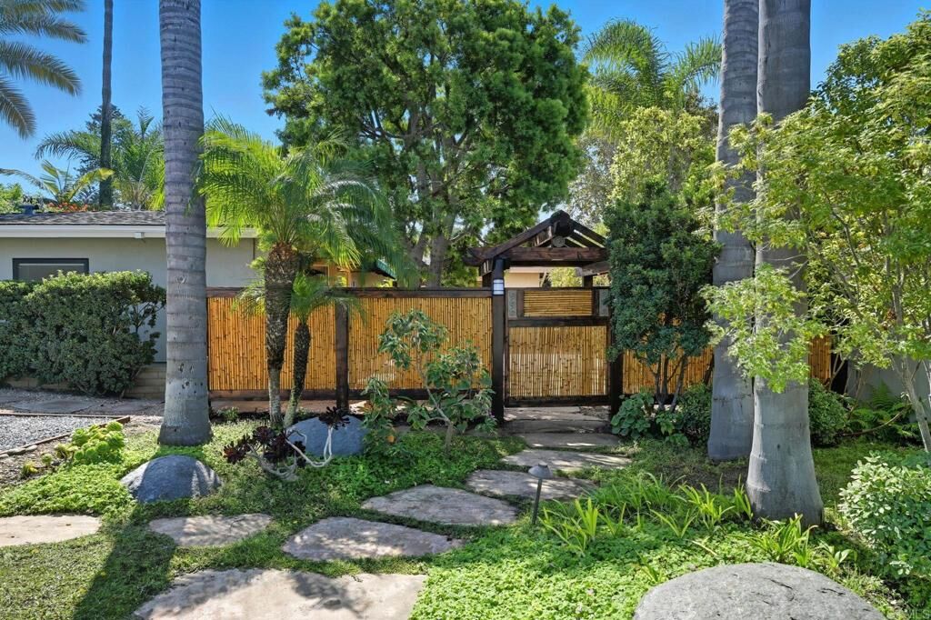 Property Photo: 241 E Cliff Street CA 92075