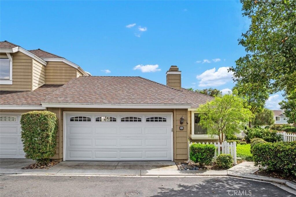 Property Photo: 43 Riverstone CA 92606