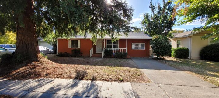 Property Photo: 5100 48th Street CA 95820