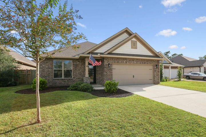 Property Photo:  6315 Ruskin Court  FL 32563 