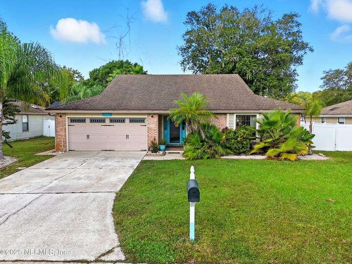 10240 Huntington Forest Boulevard E  Jacksonville FL 32257 photo