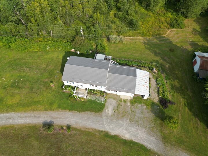 Property Photo: 660 Vt Route 15 VT 05489
