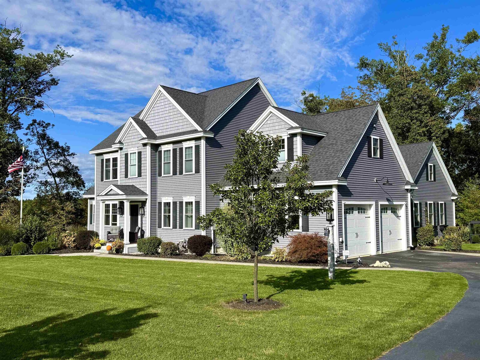 Property Photo:  4 Pollard Road  NH 03054 