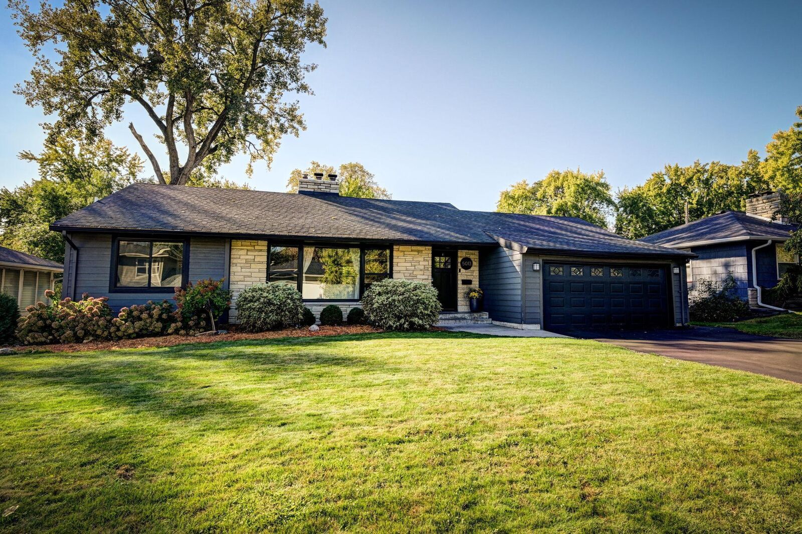 Property Photo:  5013 Edinbrook Lane  MN 55436 