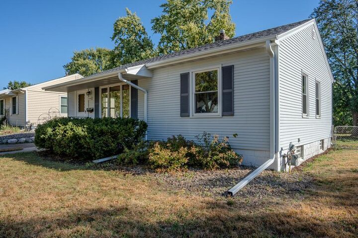 Property Photo: 1166 Colette Place MN 55116