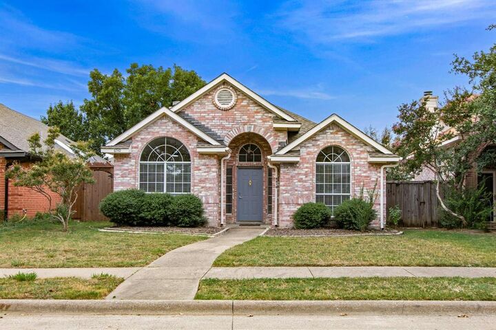Property Photo: 6510 White Oak Drive TX 75089