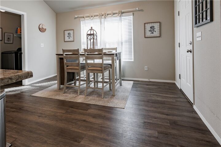 Property Photo: 2210 E Fennec Street AR 72761