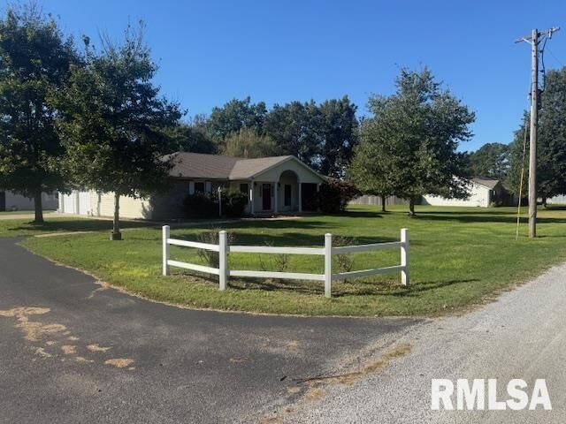 Property Photo:  601 N 33rd Street  IL 62948