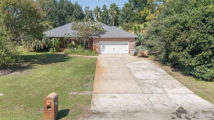 3736 Tiger Point Blvd  Gulf Breeze FL 32563 photo
