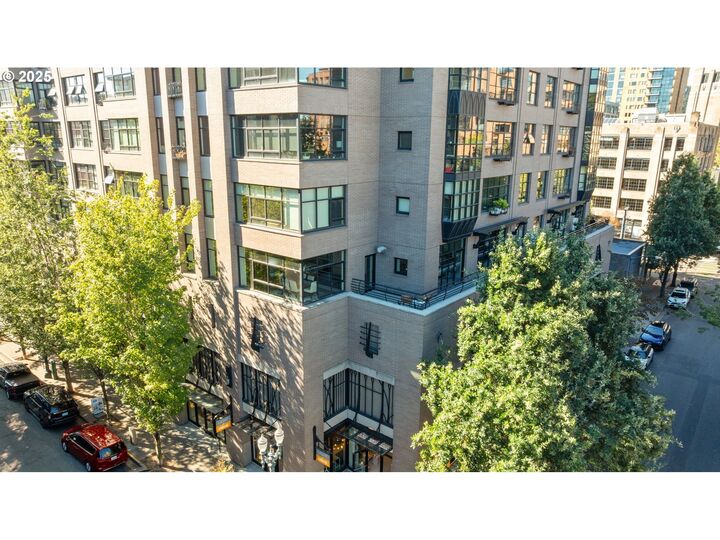 333 NW 9th Ave 412  Portland OR 97209 photo