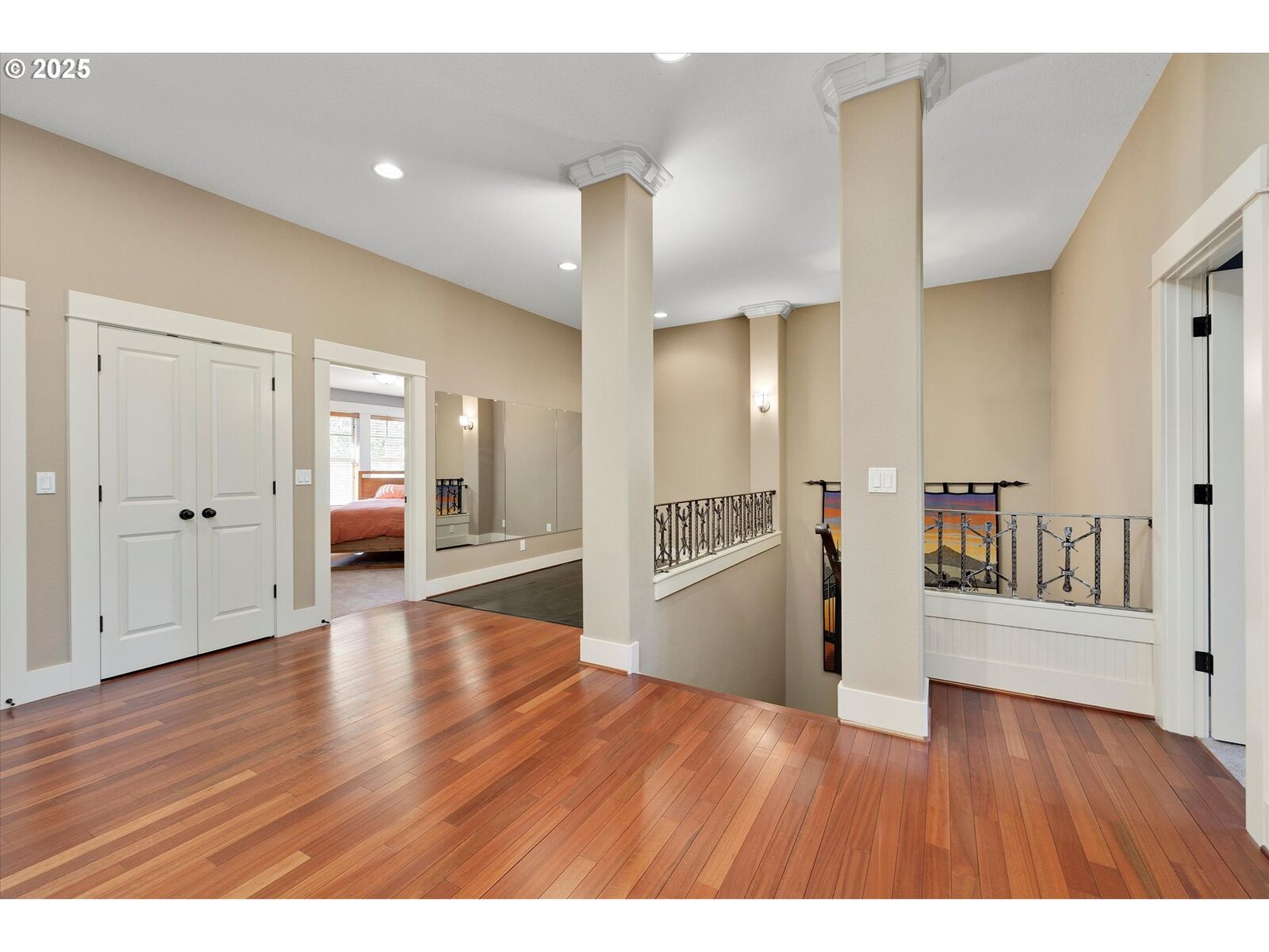 Property Photo: 3648 Fairhaven Dr OR 97068